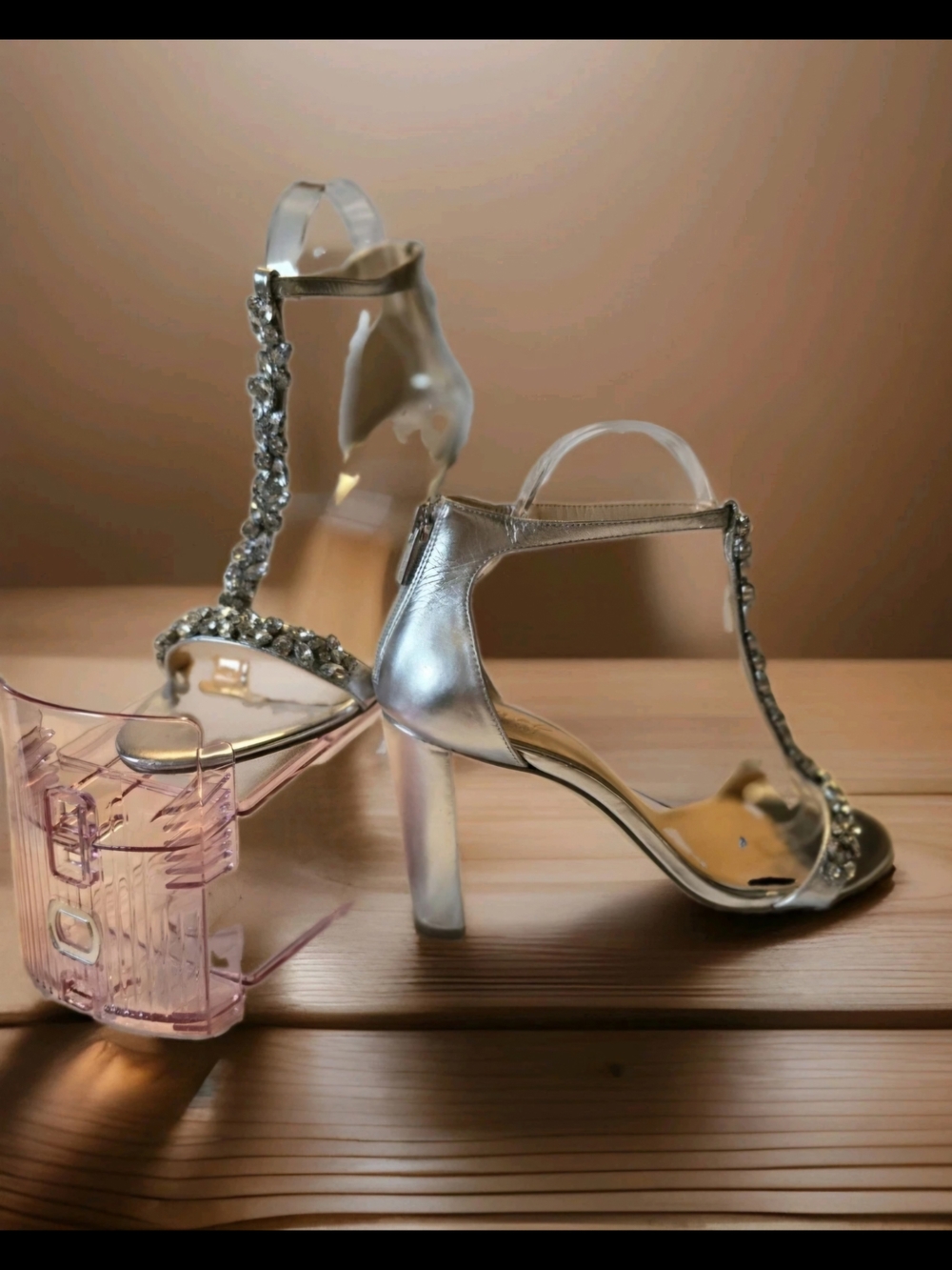 Jewel Badgley Mischka Lindsey Silver Metallic Rhinestone Block Heel Sandals 8.5